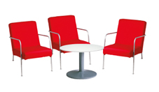 3 x CLISSON chauffeuse rouge / 1 x NOIRMOUTIER blanc : ensemble de mobiliers en location