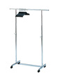 PALLICE CHROME et 25 cintres : penderie en location